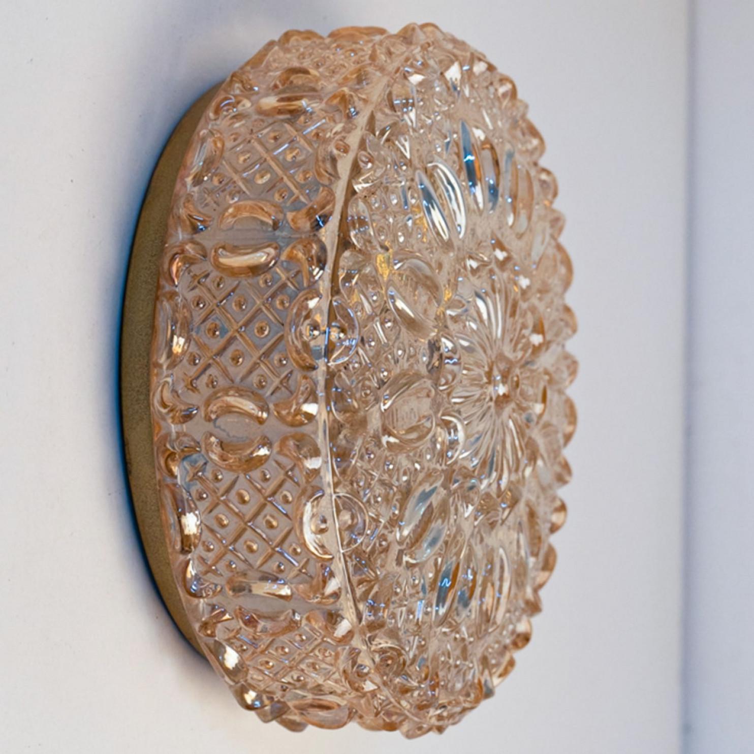 1 des 2 belles Montures en verre / Lights murales dans le style de Tynell en vente 6