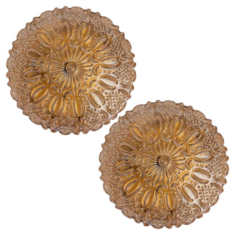 1 des 2 belles Montures en verre / Lights murales dans le style de Tynell en vente
