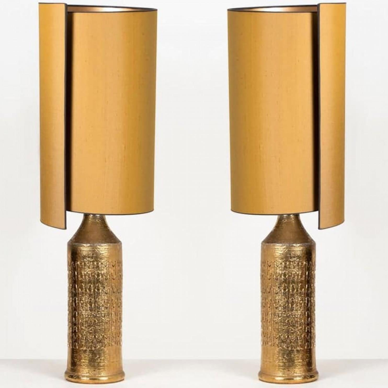 Autrichien 1 des 2 lampes Bitossi pour Bergboms, avec des abat-jours faits sur mesure par René Houben en vente