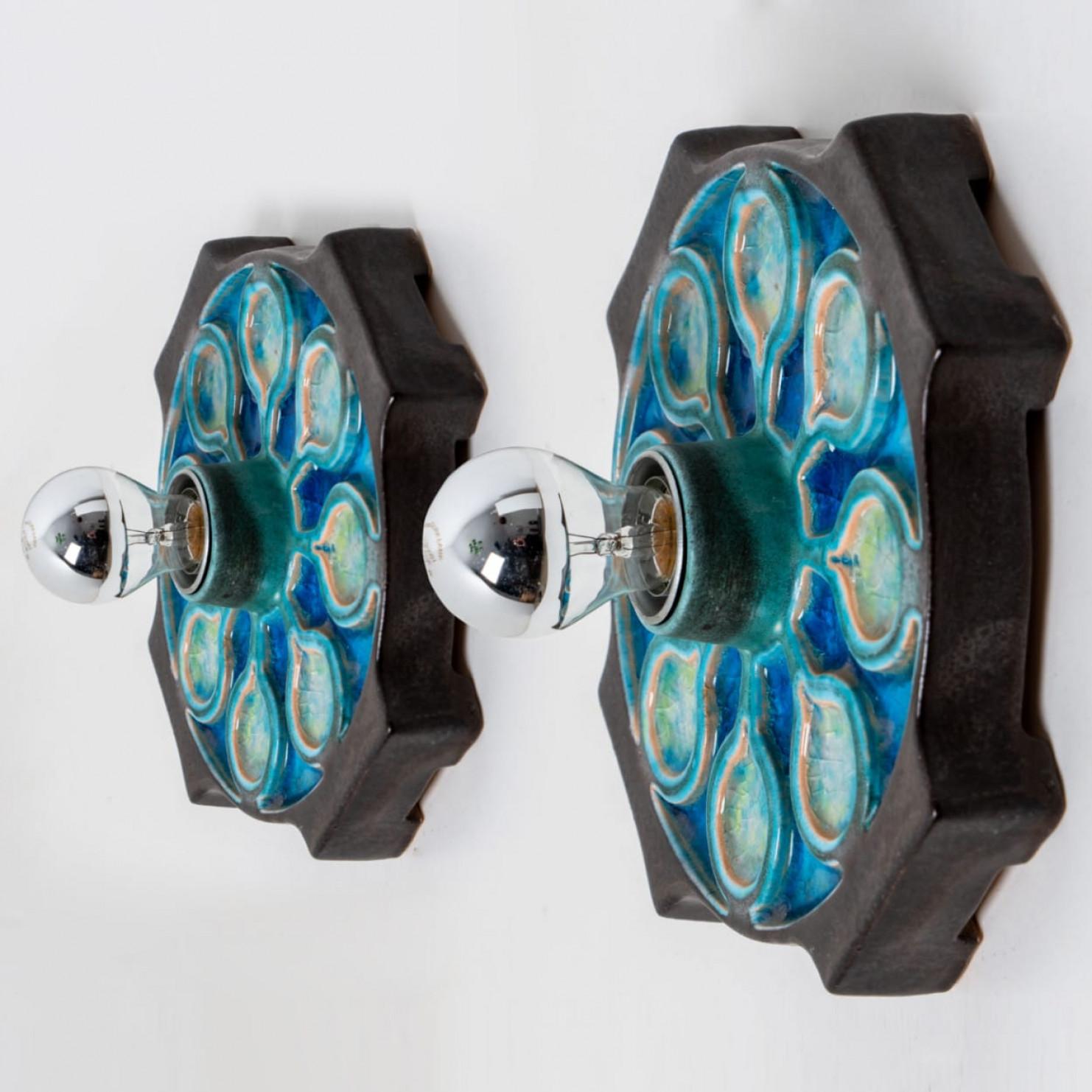 1 delle 2 lampade da parete o da incasso in ceramica smaltata blu, 1960, Germania in vendita 1
