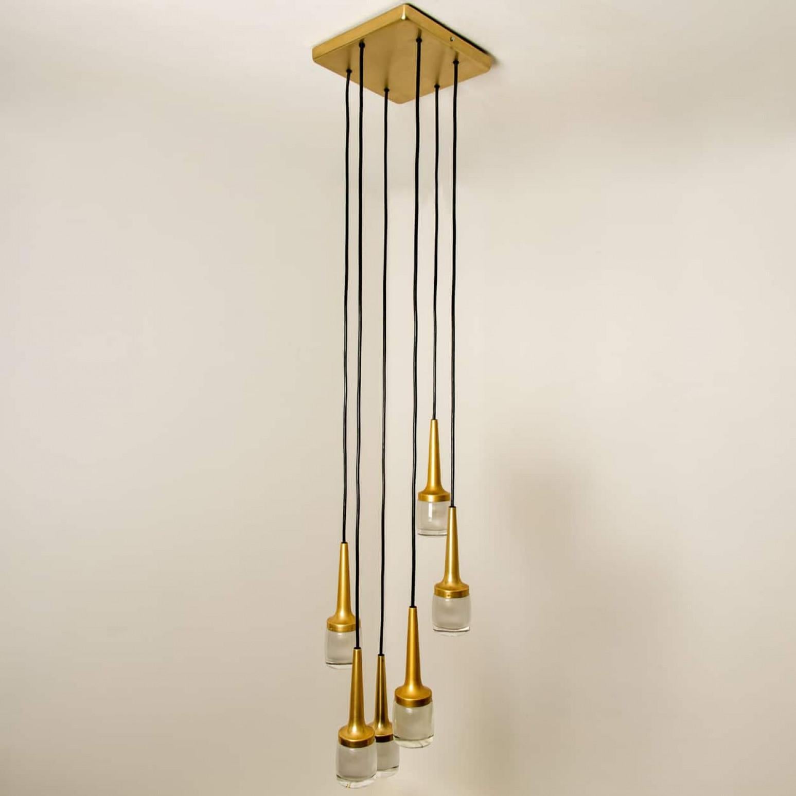 1 dei 2 apparecchi a cascata in vetro d'ottone di Staff, 1969 in vendita 4