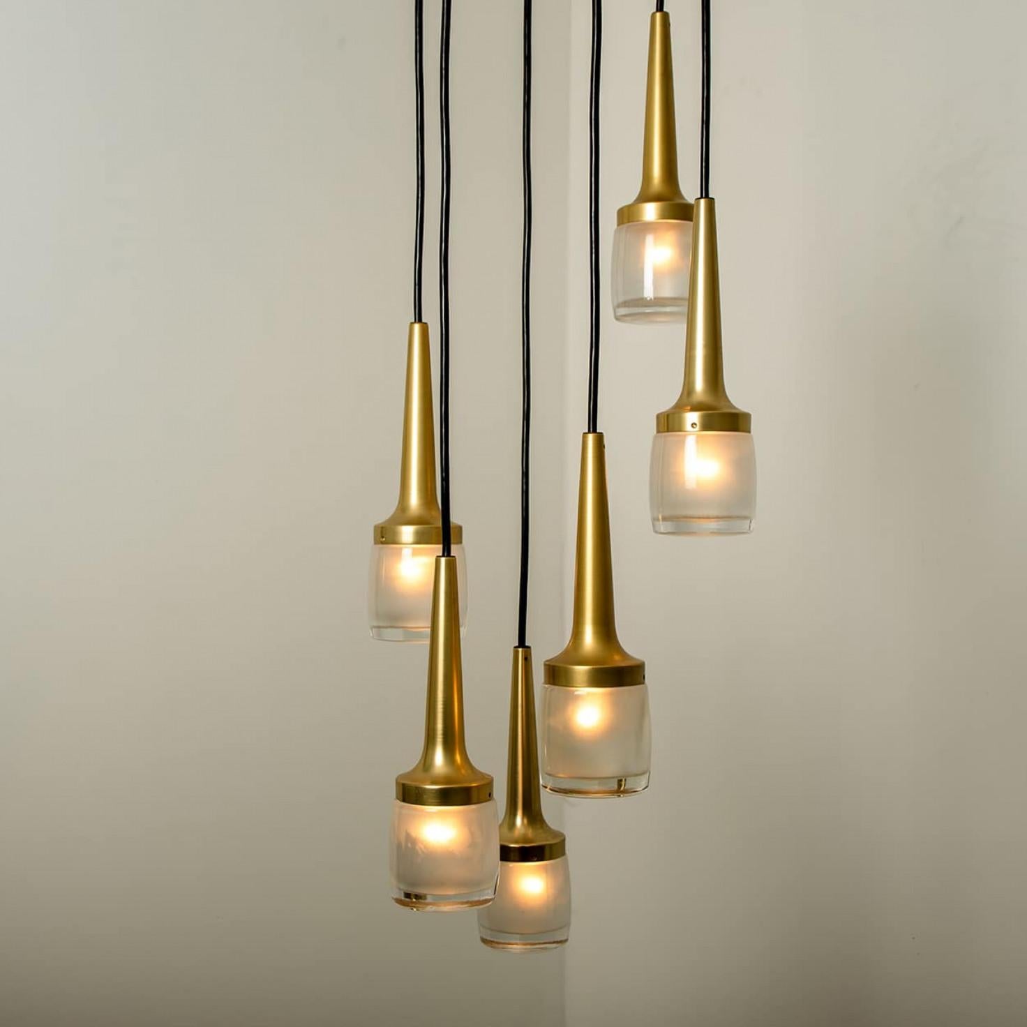 1 dei 2 apparecchi a cascata in vetro d'ottone di Staff, 1969 in vendita 7