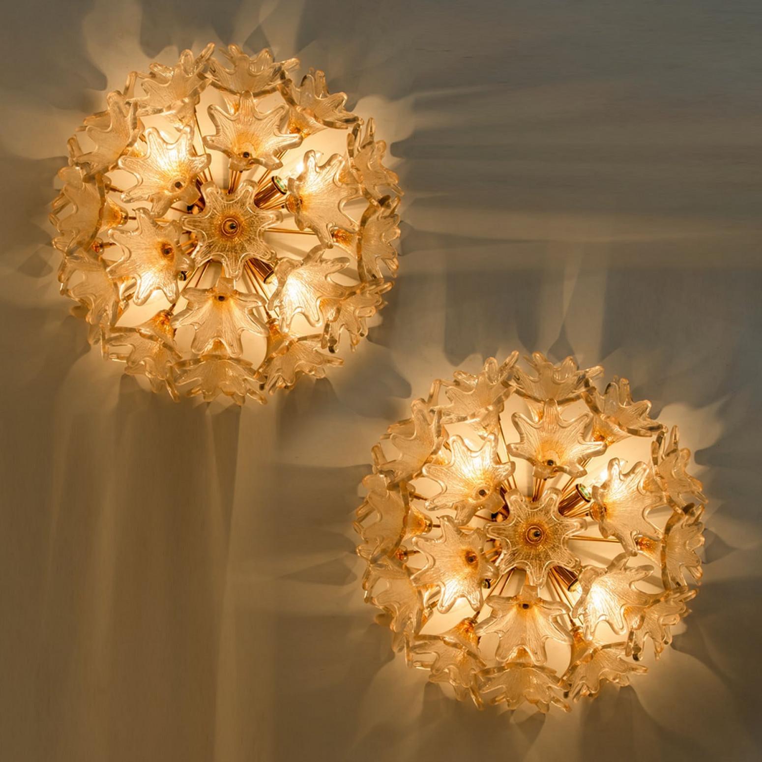 1 de los 2 apliques empotrables de pared estilo Sputnik Venini de Murano en latón dorado, Italia Otro en venta