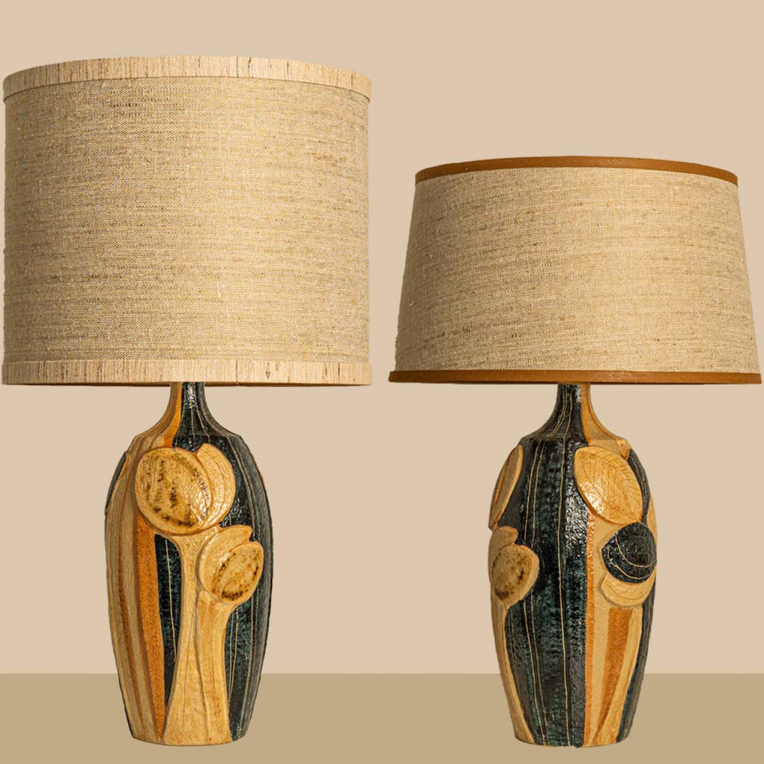1 des 2 lampes de table en céramique de Noomi Backhausen pour Soholm Silk Shade, 1960 en vente 1