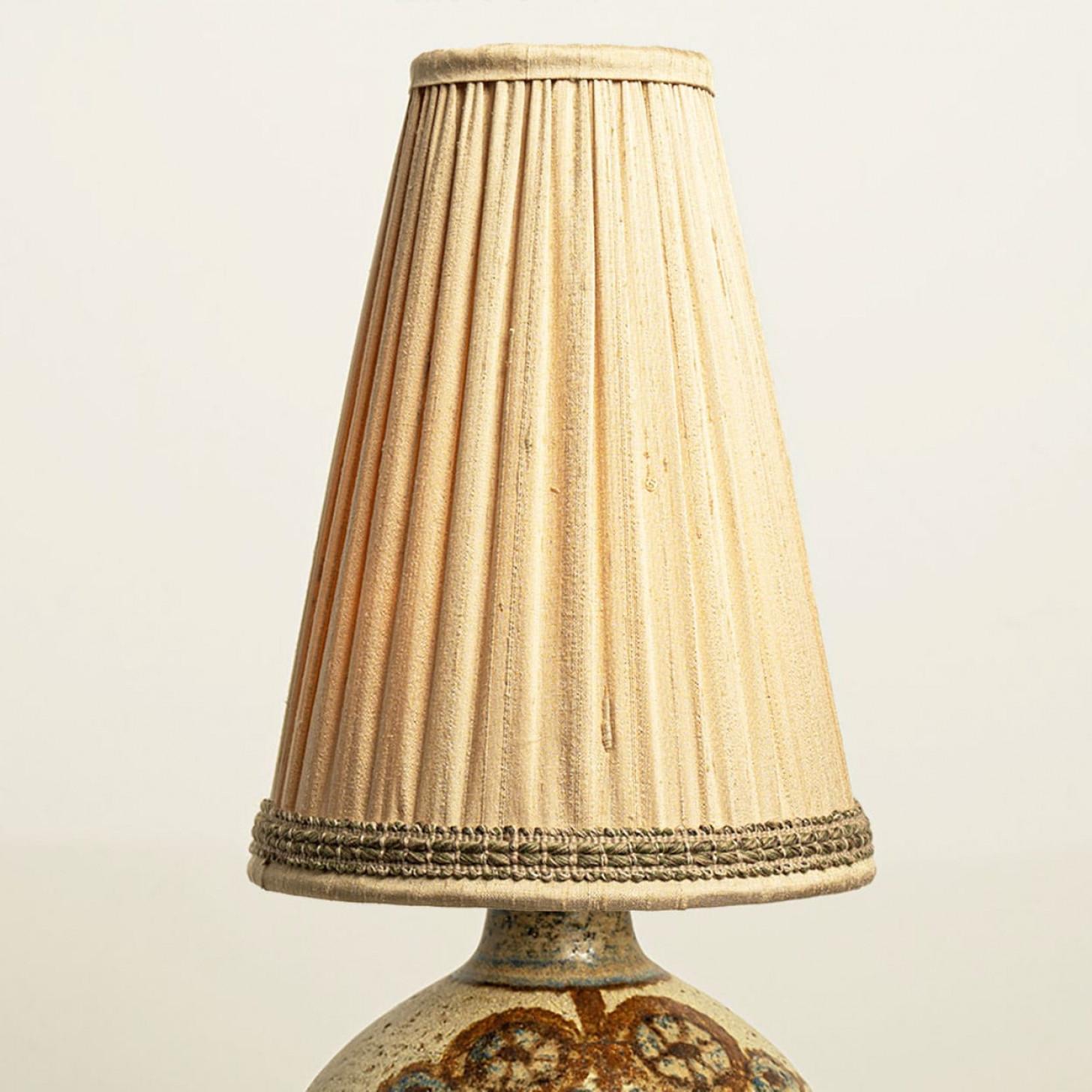 1 des 2 lampes de table en céramique de Noomi Backhausen pour Soholm, Danemark, années 1970 en vente 7