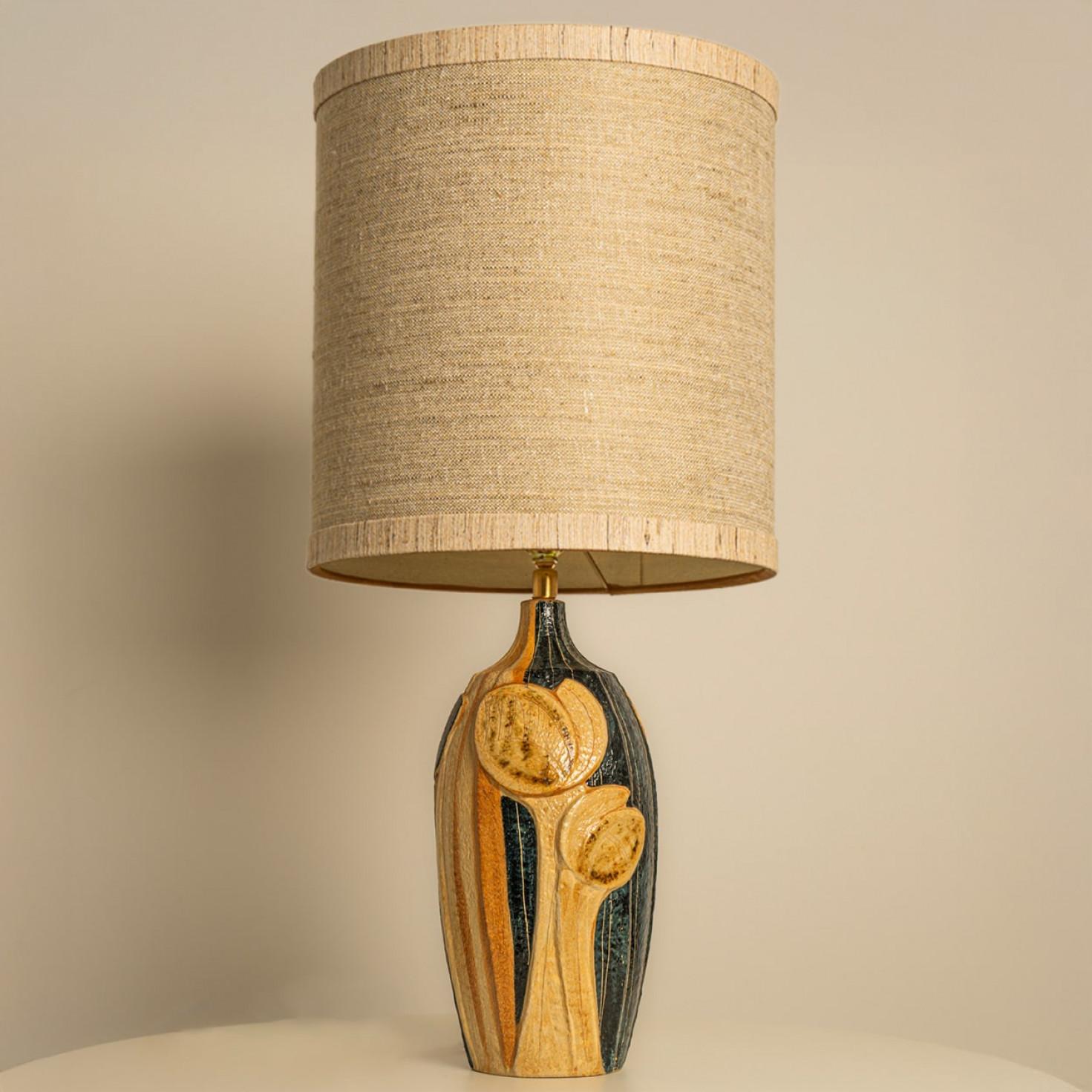1 of the 2 Ceramic Table Lamps by Noomi Backhausen for Soholm With Custom Shade en vente 5