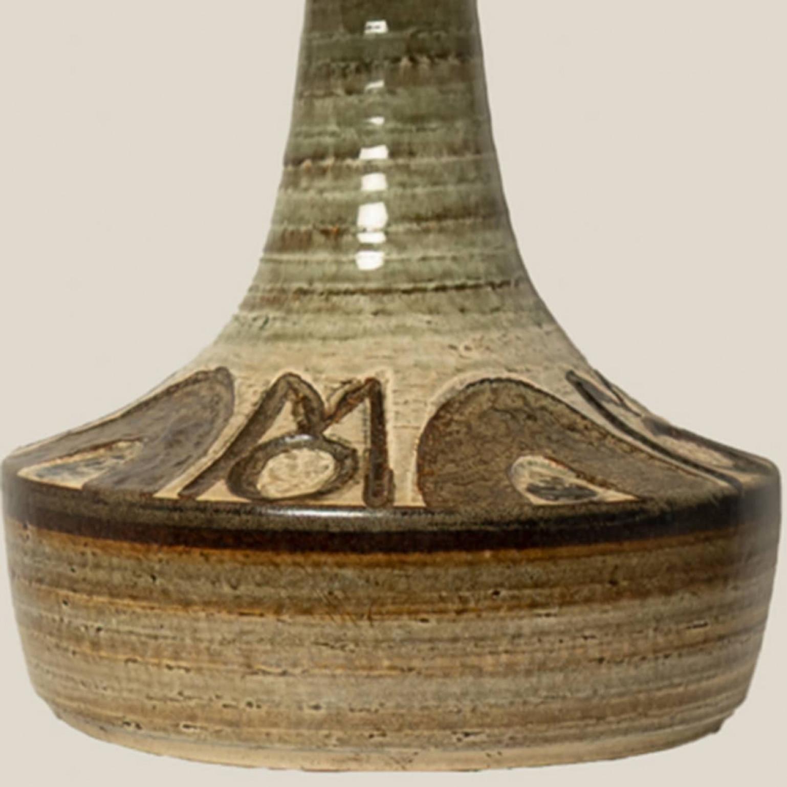 Brutalismo 1 of the 2 Ceramic Table Lamps, Noomi Backhausen for Soholm, Denmark 1960s in vendita