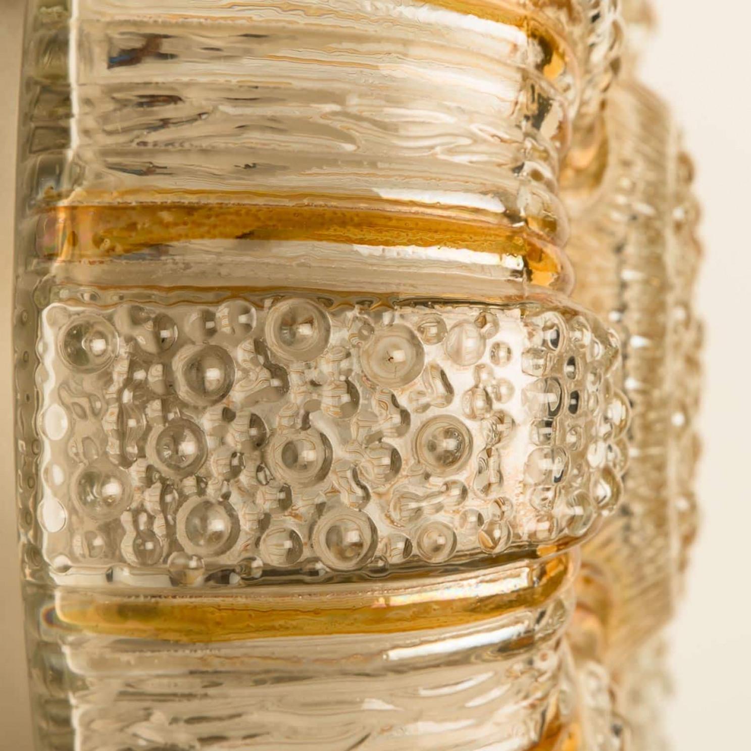 1 de los 2 empotrables de cristal transparente y ámbar al estilo de Helena Tynell, 1960 en venta 3