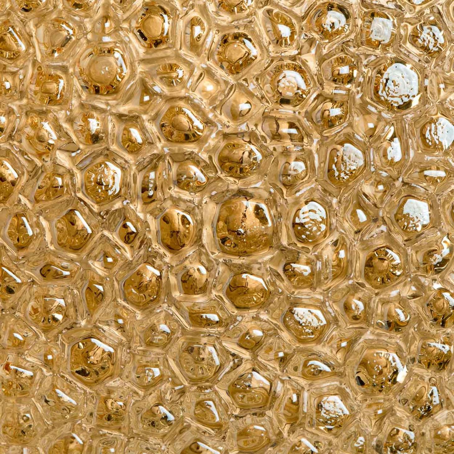 1 de los 2 empotrables de cristal transparente y ámbar al estilo de Helena Tynell, 1960 en Bueno estado para la venta en Rijssen, NL