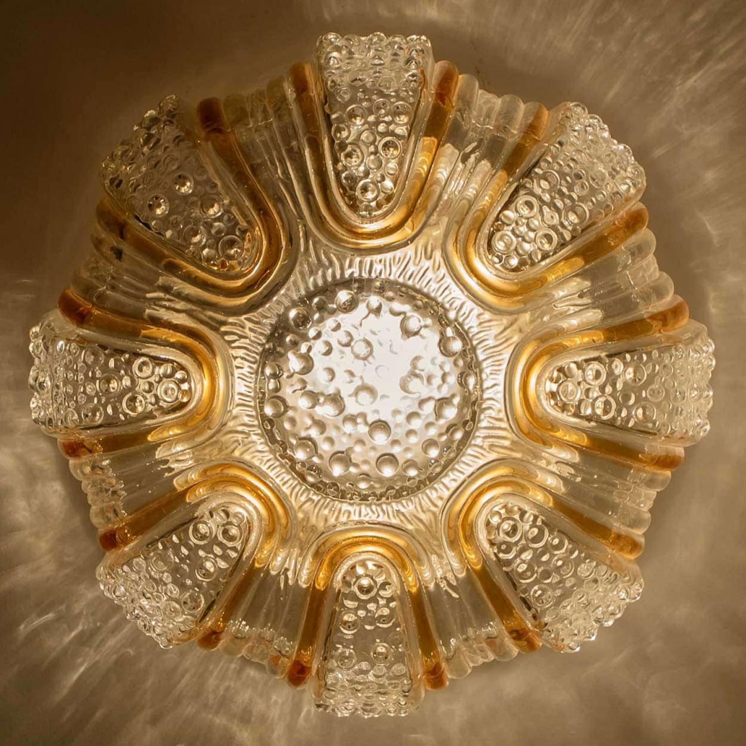 1 de los 2 empotrables de cristal transparente y ámbar al estilo de Helena Tynell, 1960 en venta 1