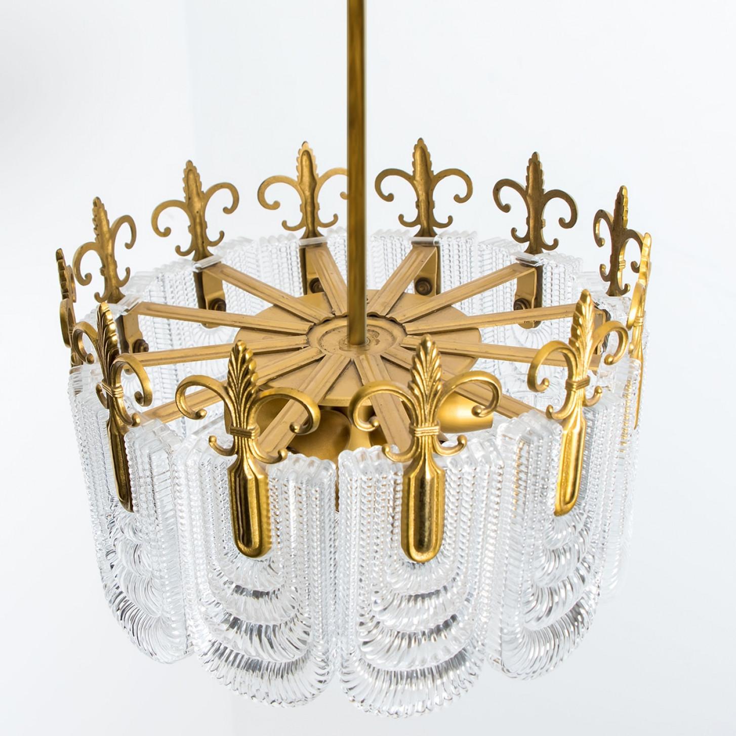 Mid-20th Century 1 of the 2 Clear Glass French Lily Chandelier, Germany For Sale