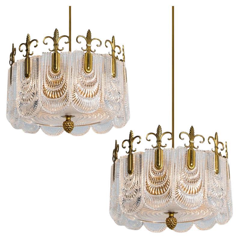 1 of the 2 Clear Glass French Lily Chandelier, Germany For Sale