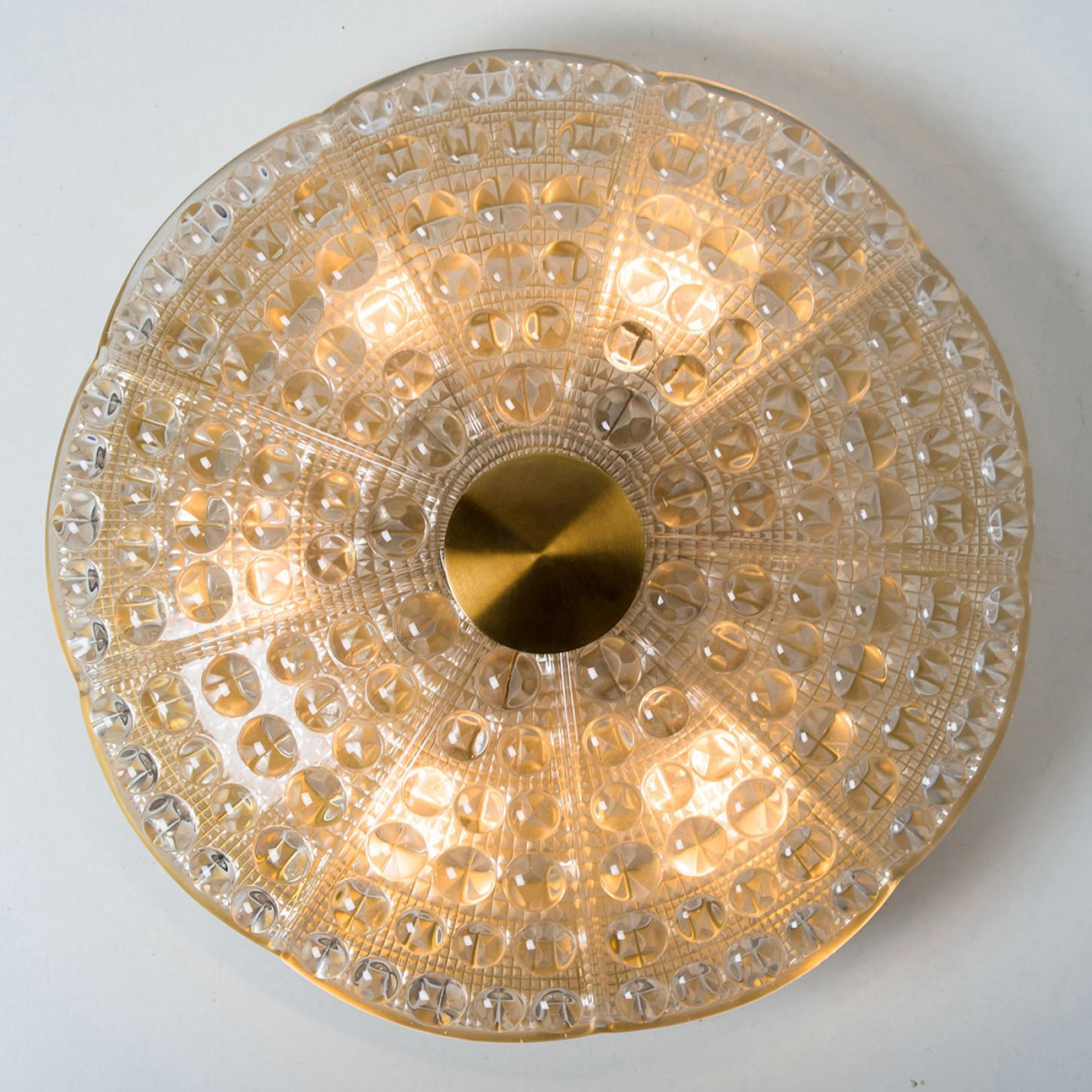 1 of the 2 Clear Gold Brass Glass Flush Mount wall lights, Fagerlund, 1960s For Sale 5