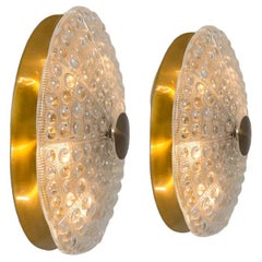 1 der 2 Flush Mount Wandleuchten aus klarem Goldmessing, Fagerlund, 1960er Jahre