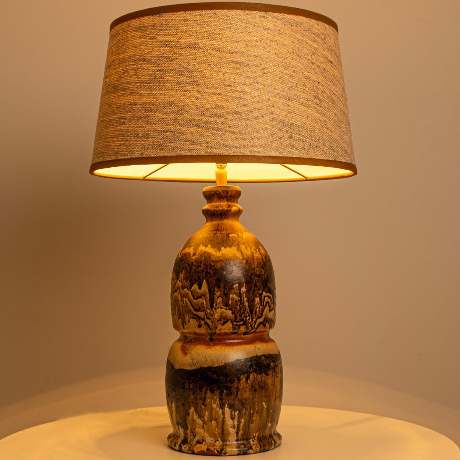 1 delle 2 lampade da tavolo danesi in ceramica, 1970 in vendita 11