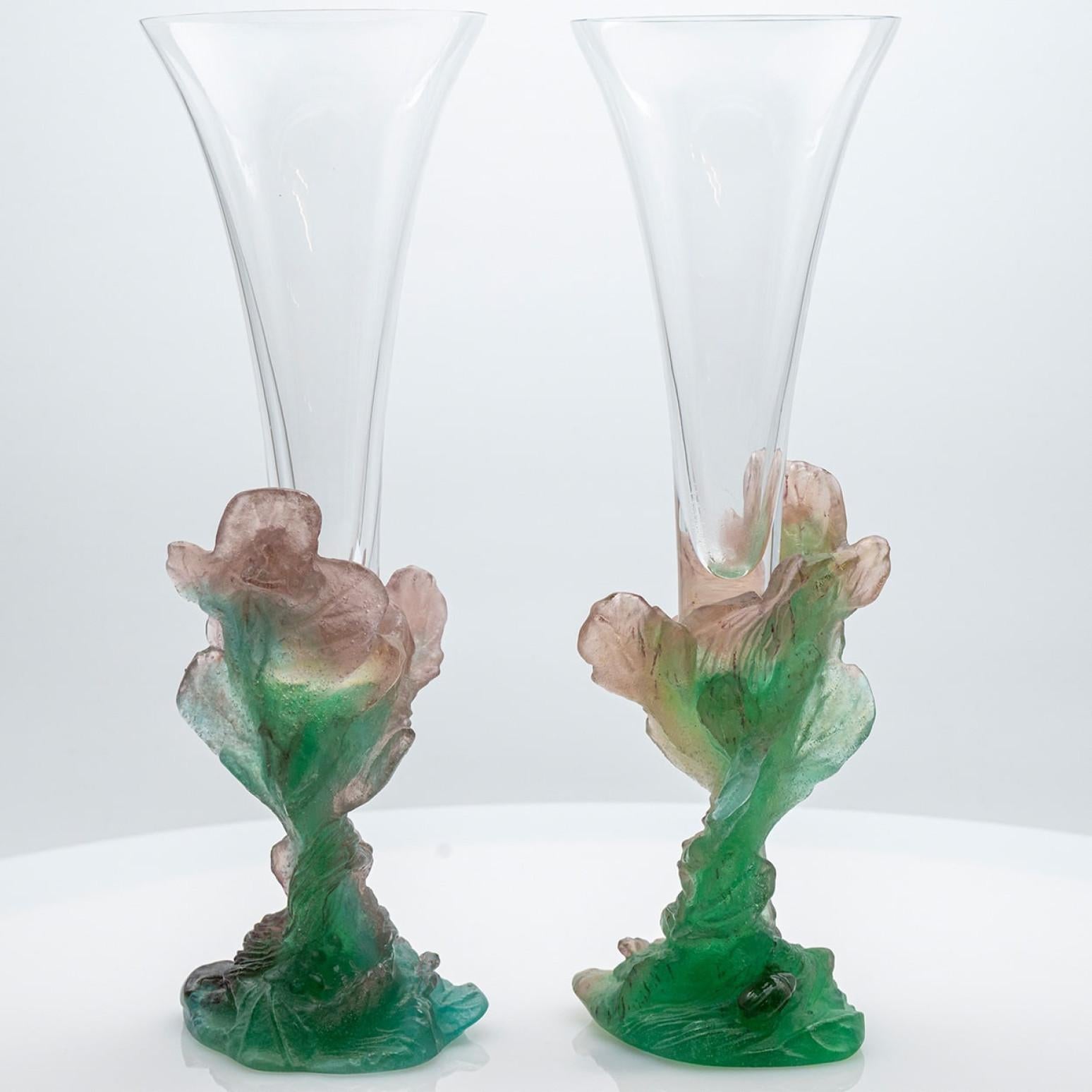 1 de los 2 Jarrones Daum Art Glass Soliflore, Flores Rosa Verde, Francia en Bueno estado para la venta en Rijssen, NL