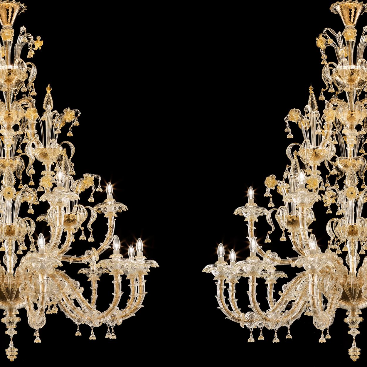 Italian 1 of the 2 Exceptional and Rich Chandeliers by Signoretto, Murano For Sale