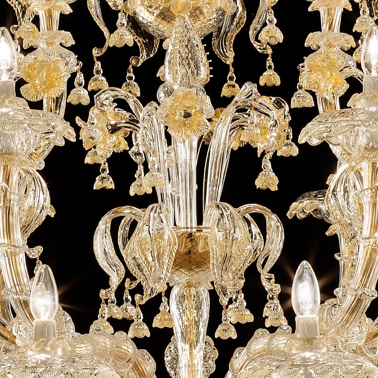 Gold 1 of the 2 Exceptional and Rich Chandeliers by Signoretto, Murano For Sale