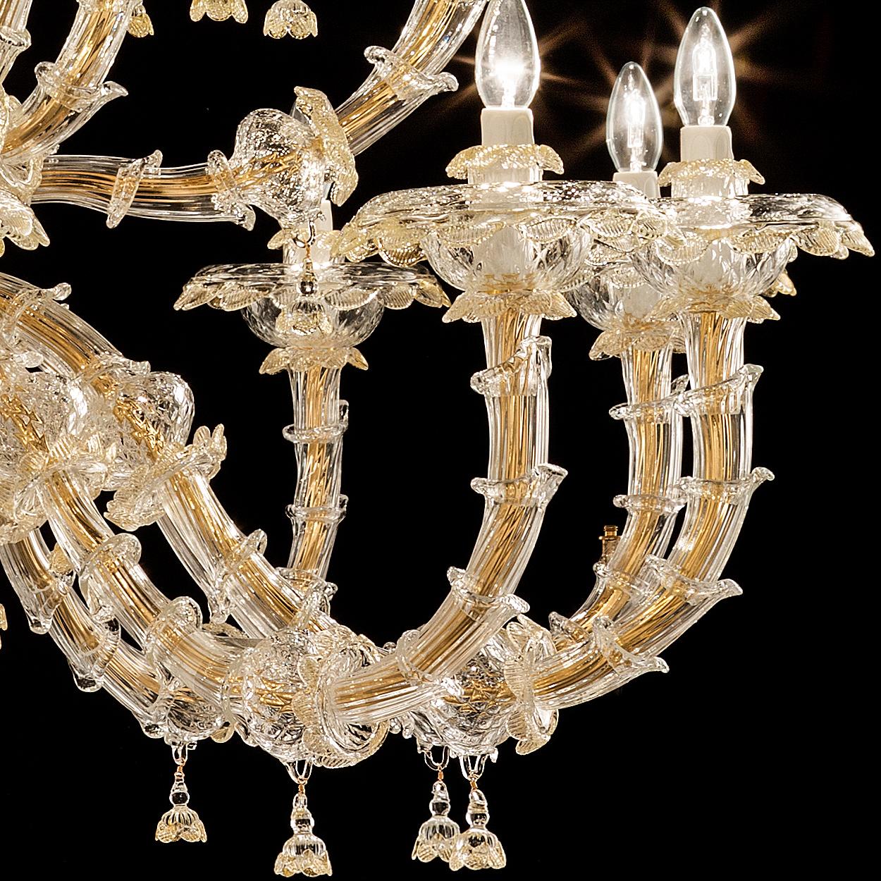 1 of the 2 Exceptional and Rich Chandeliers by Signoretto, Murano For Sale 2
