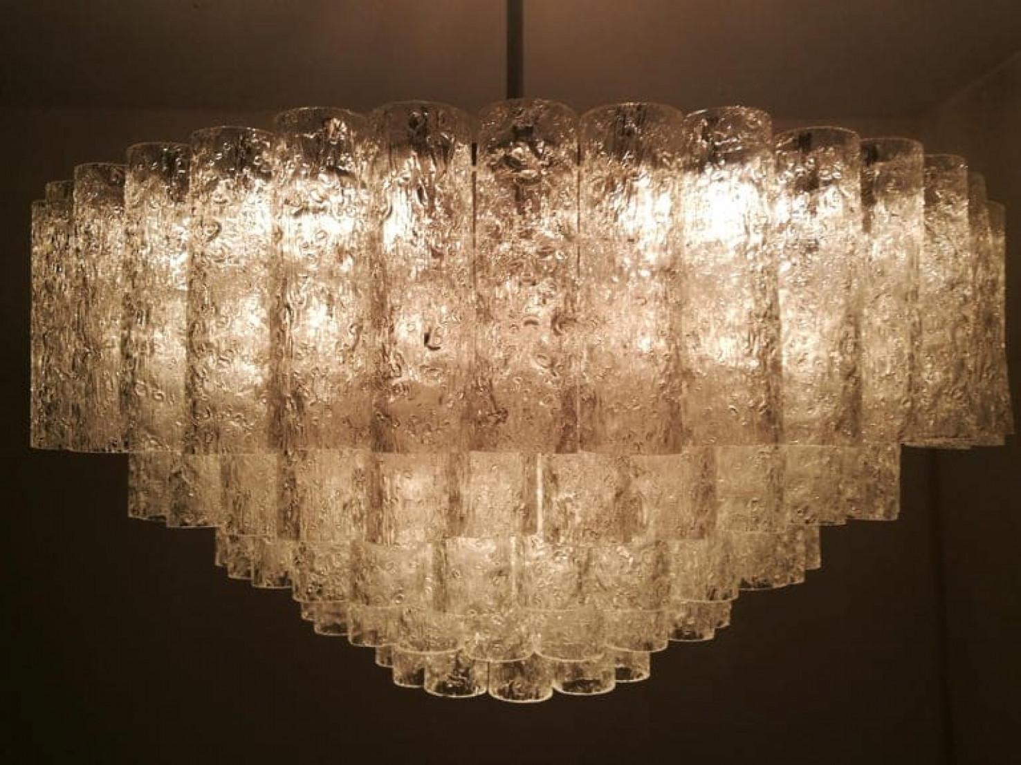 1 of the 2 Exceptional Huge Five-Tier Doria Light Sculpture, 130 Glass Tubes For Sale 7