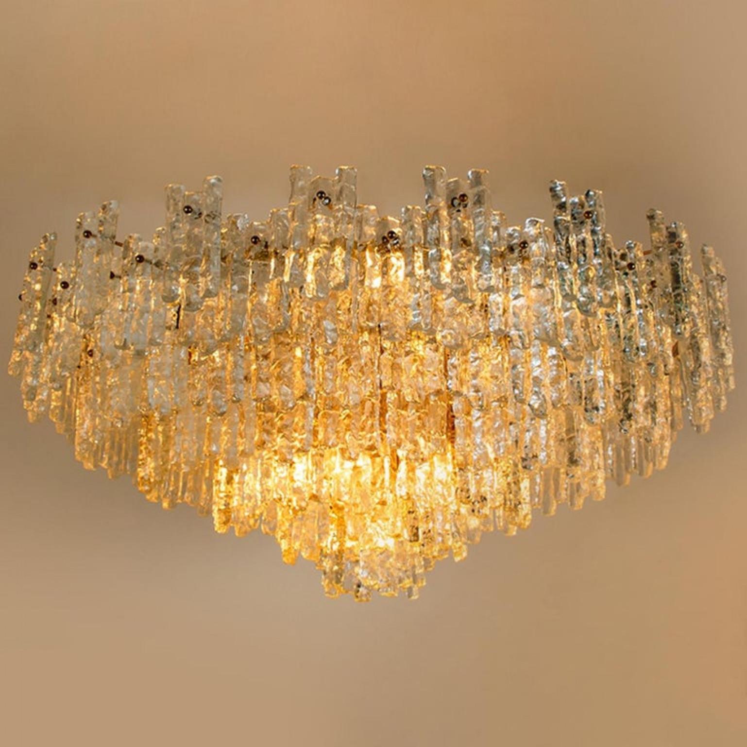 1 de las 2 excepcionales esculturas de siete pisos J.T. Kalmar Ballroom Flush Moderno de mediados de siglo en venta