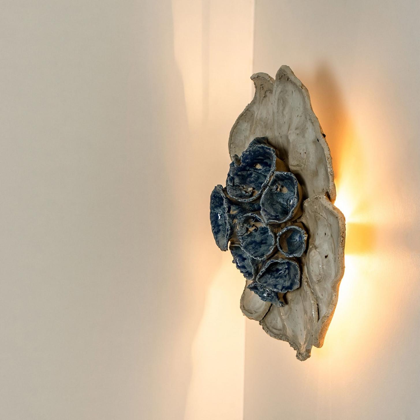 1 delle 2 applique floreali in ceramica, Danimarca, 1970 in vendita 8