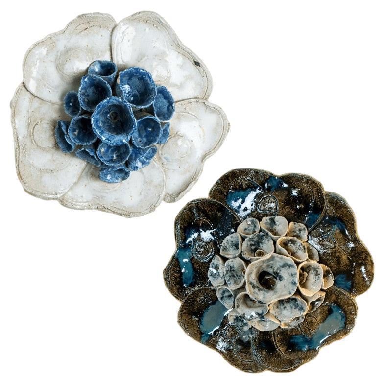 1 delle 2 applique floreali in ceramica, Danimarca, 1970 in vendita