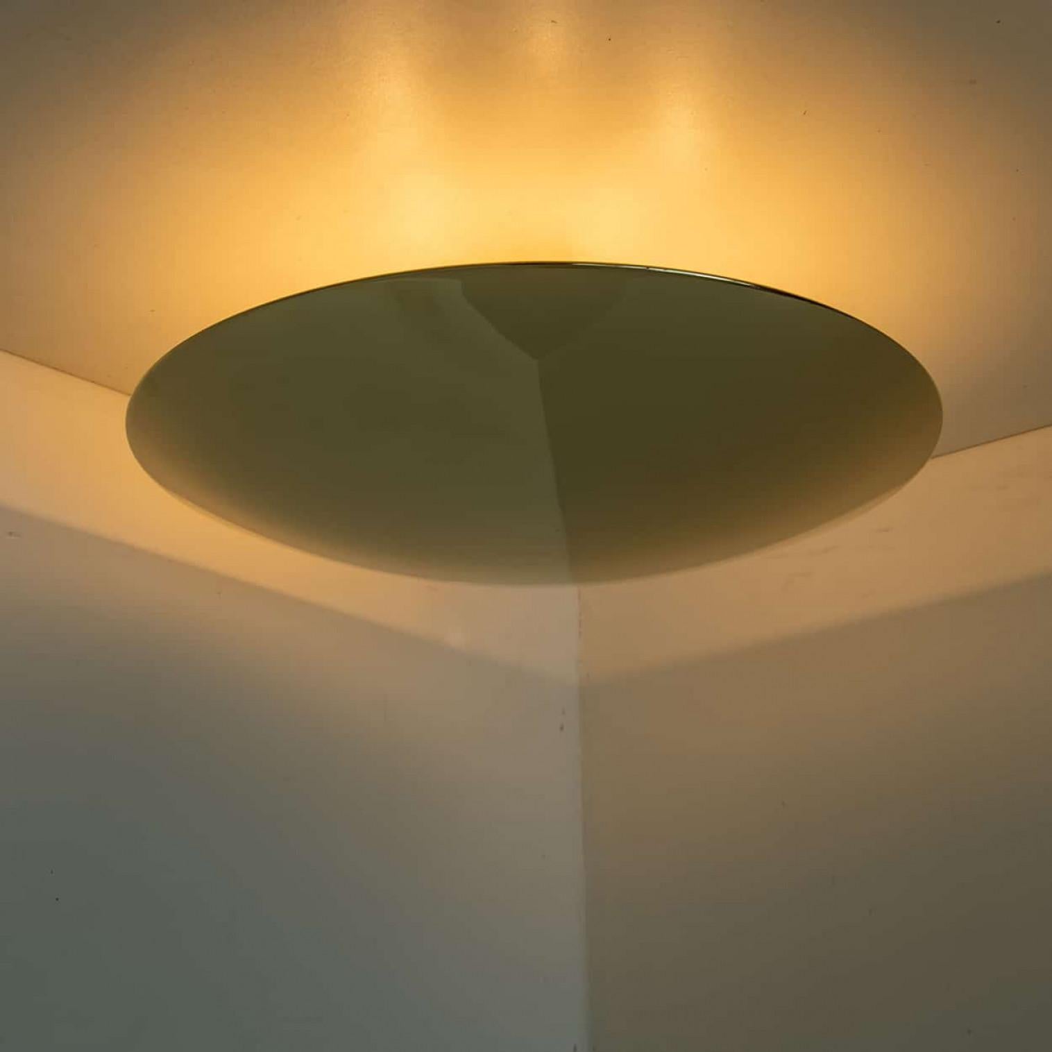 Autre 1 of the 2 Florian Schulz Brass Flush Mount Ceiling / Wall Lights en vente
