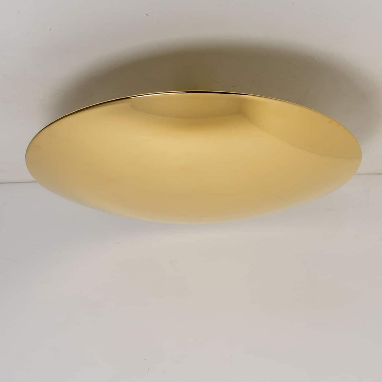 20ième siècle 1 of the 2 Florian Schulz Brass Flush Mount Ceiling / Wall Lights en vente