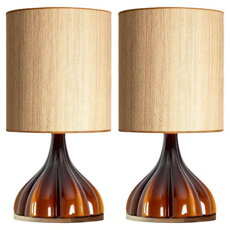 1 der 2 blumenförmigen Glastischlampen mit individuellem Schirm Peill Putzler, 1970 im Angebot