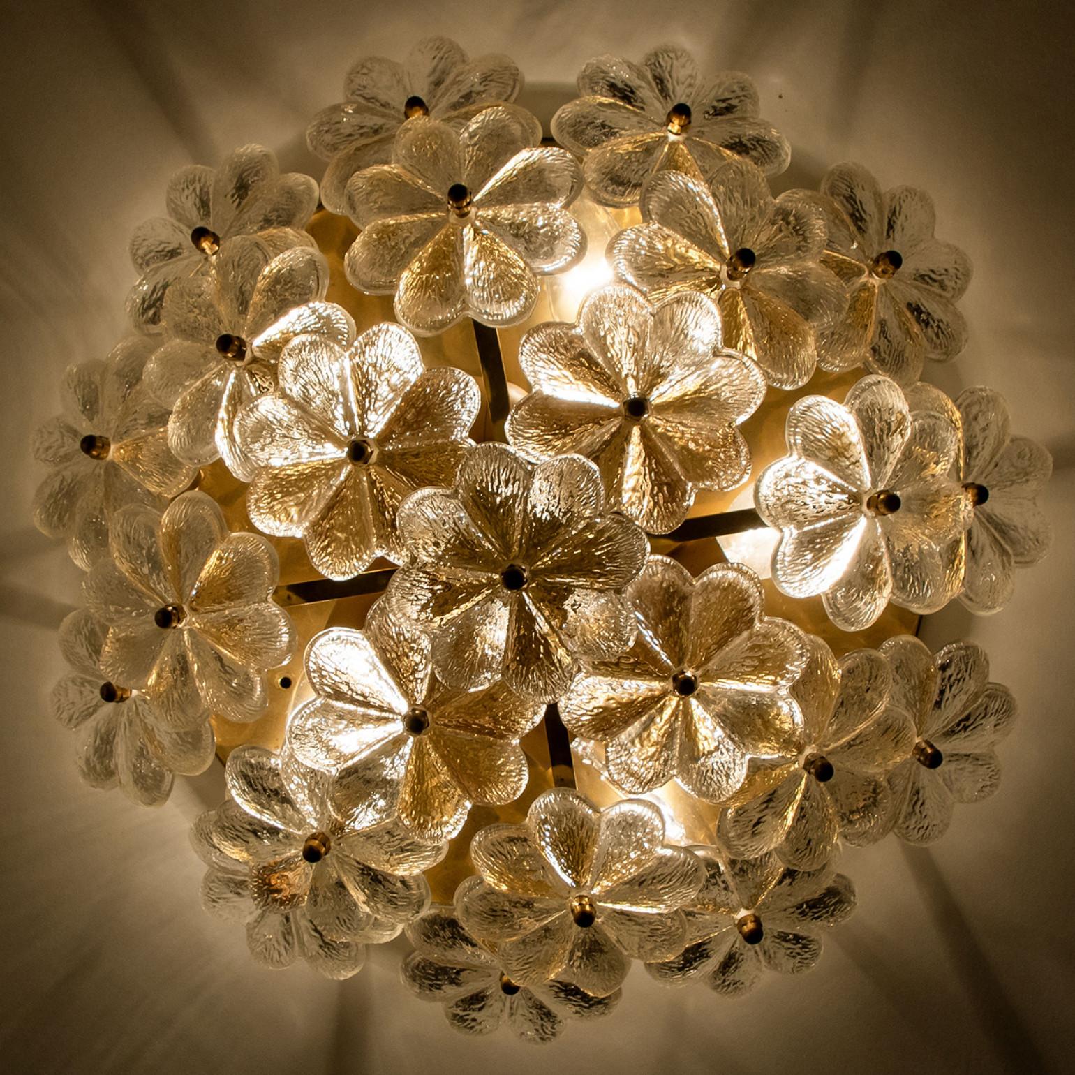 German 1 of the 2 Glass and Brass Floral Wall Light by Ernst Palme, 1970s For Sale