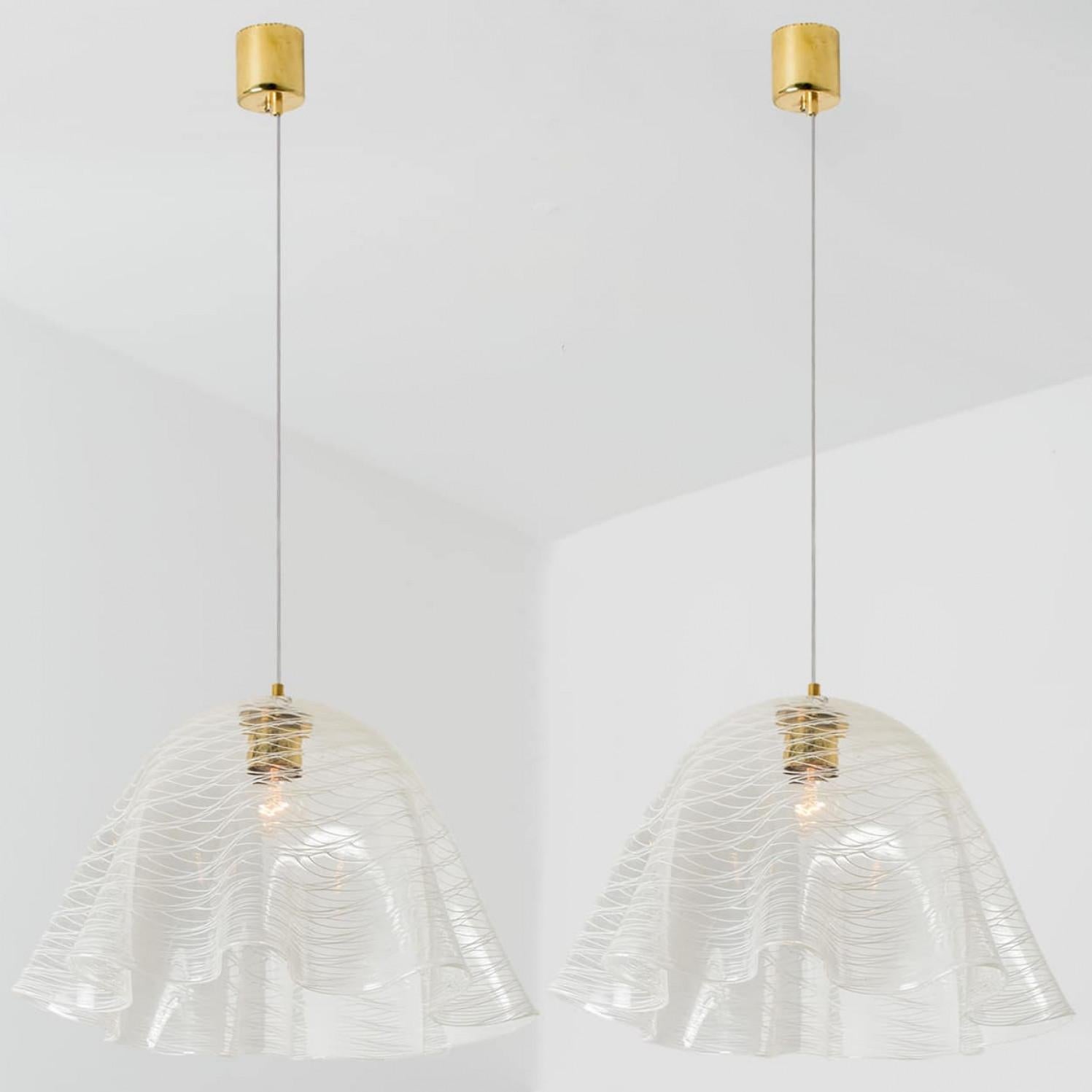 1 of the 2 Glass Kalmar Fazzoletto Pendants, 1970s 4