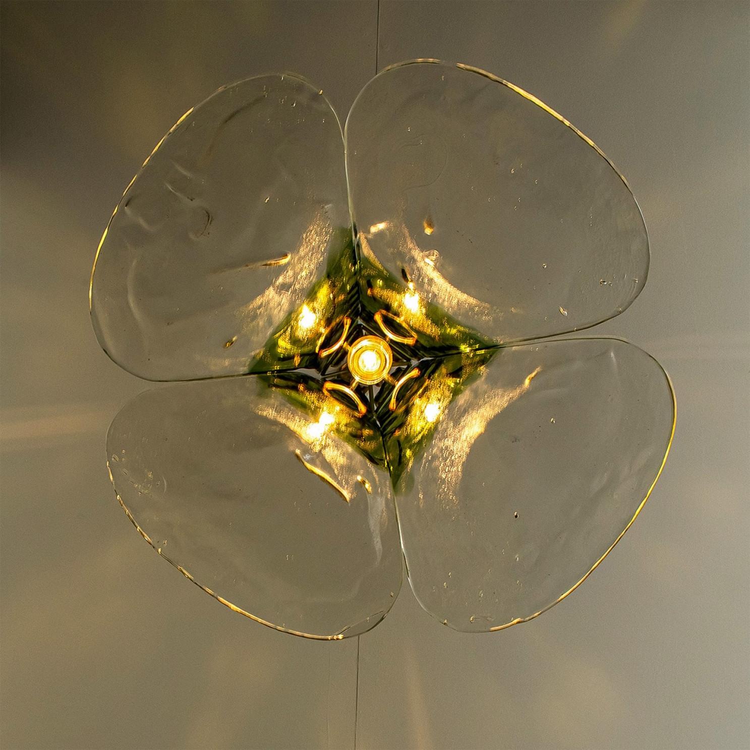 1 of the 2 Green and Clear Glass Pendant Lamp by Carlo Nason for Mazzega, 1960 For Sale 5