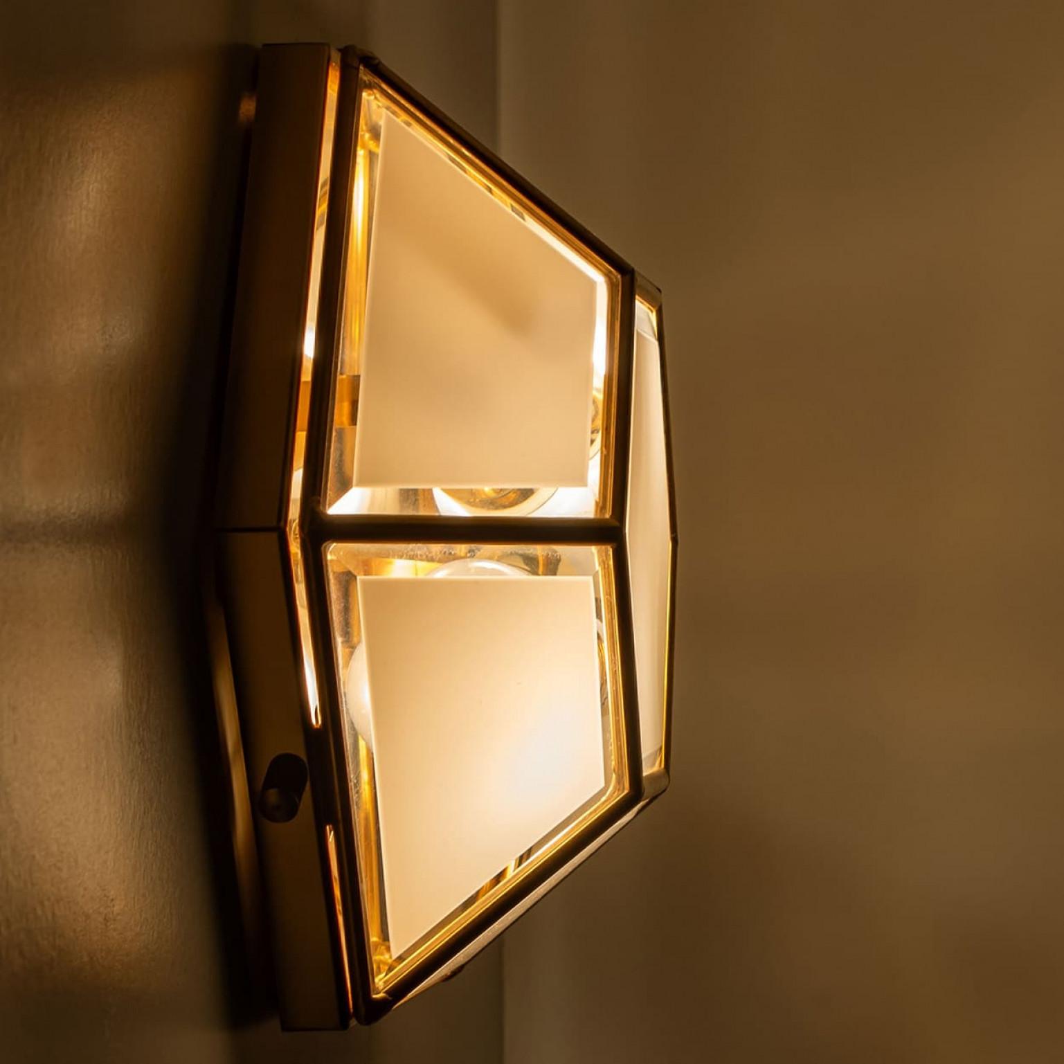 1 of the 2 Hexagonal Brass Glass Lights, Glashütte Limburg, 1970's For Sale 3