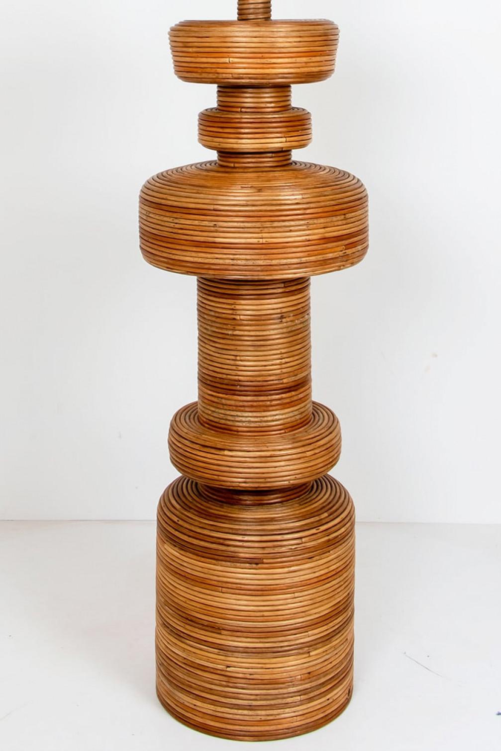Rattan 1 delle 2 enormi lampade da terra in rattan ecologico di René Houben in vendita