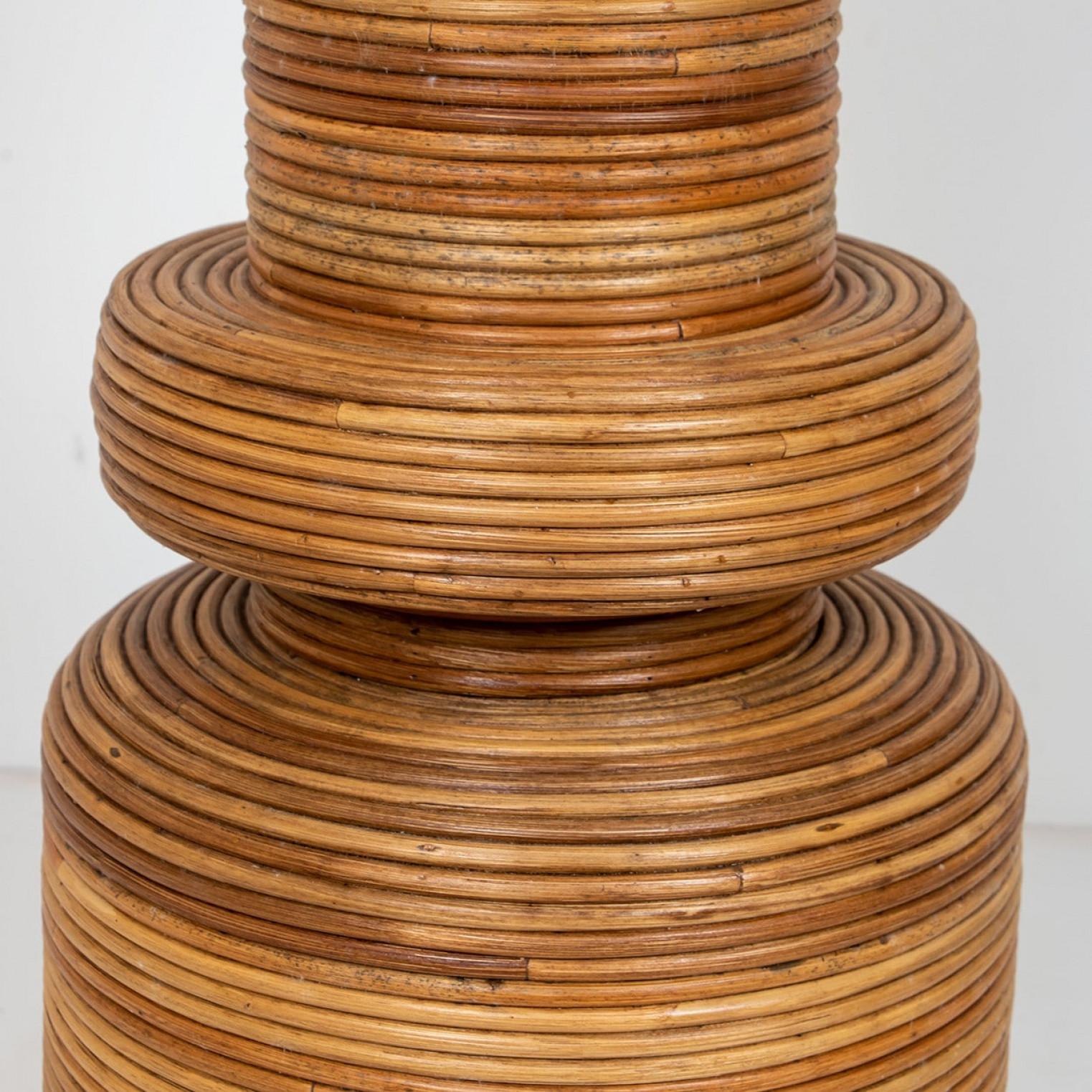 1 delle 2 enormi lampade da terra in rattan ecologico di René Houben in vendita 1