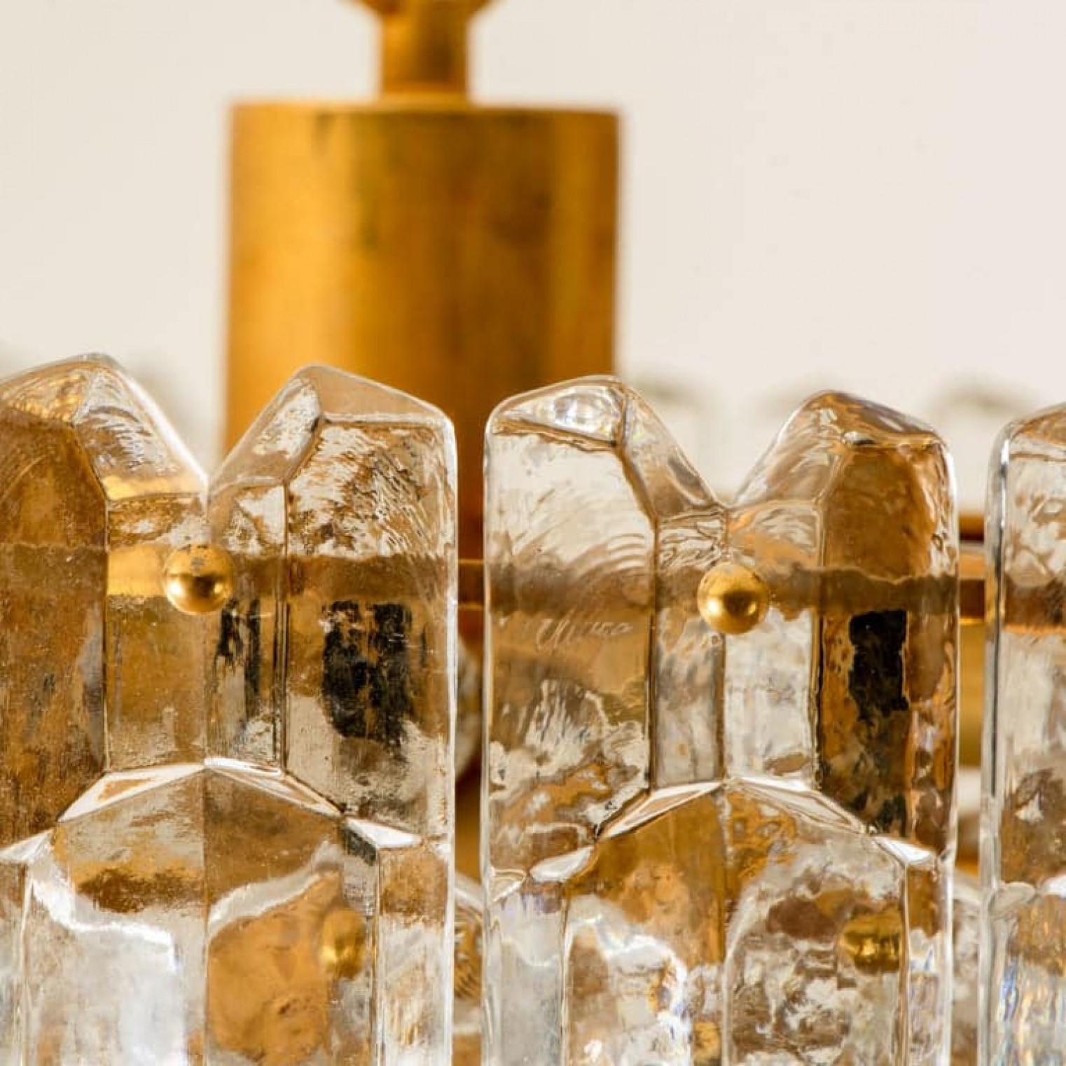 1 of the 2 Huge Kalmar Chandeliers 'Palazzo', Gilded Brass Glass, Austria, 1970s en venta 5