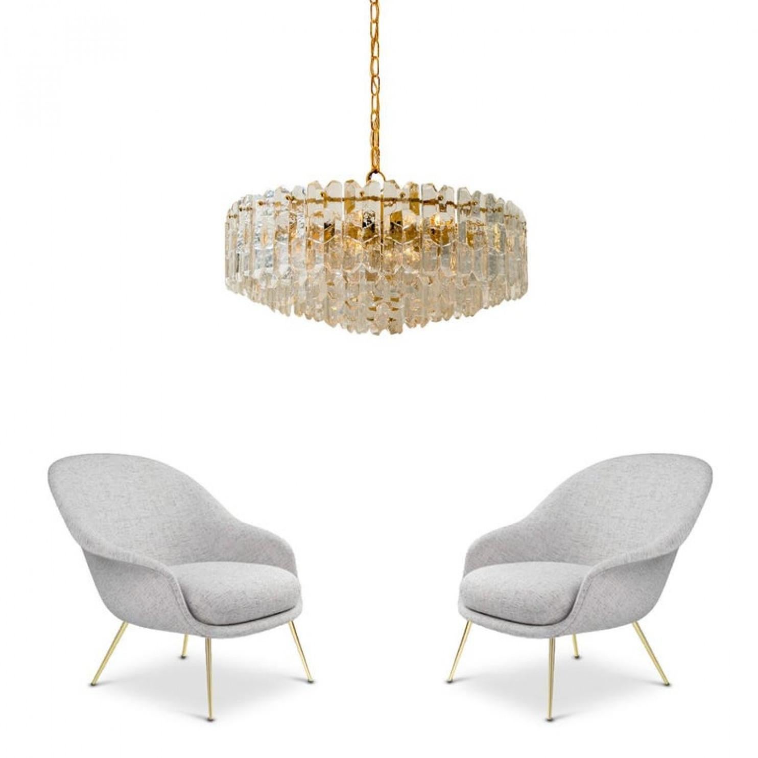 Mid-Century Modern 1 of the 2 Huge Kalmar Chandeliers 'Palazzo', Gilded Brass Glass, Austria, 1970s For Sale