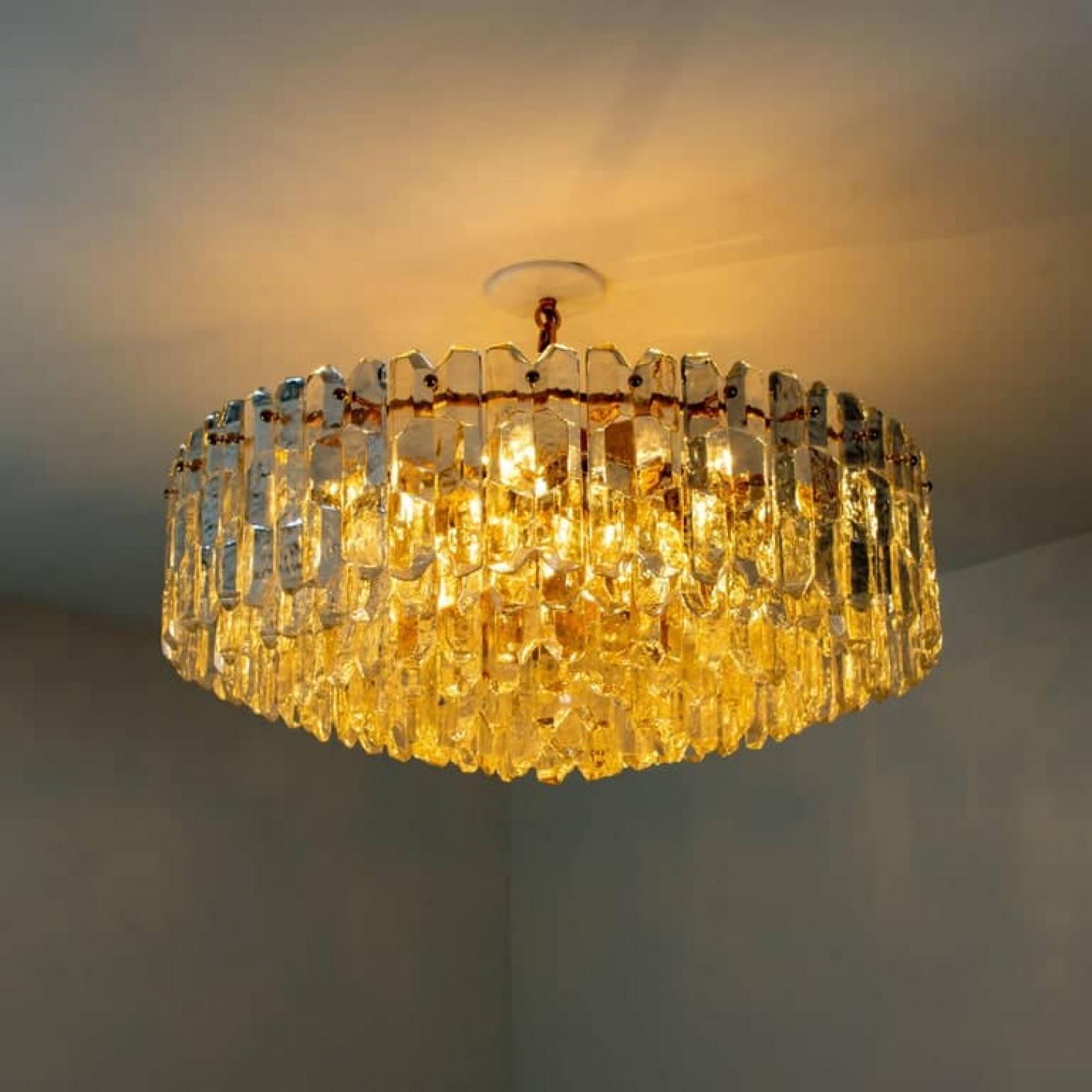 1 of the 2 Huge Kalmar Chandeliers 'Palazzo', Gilt Brass Glass, Austria, 1970 For Sale 6