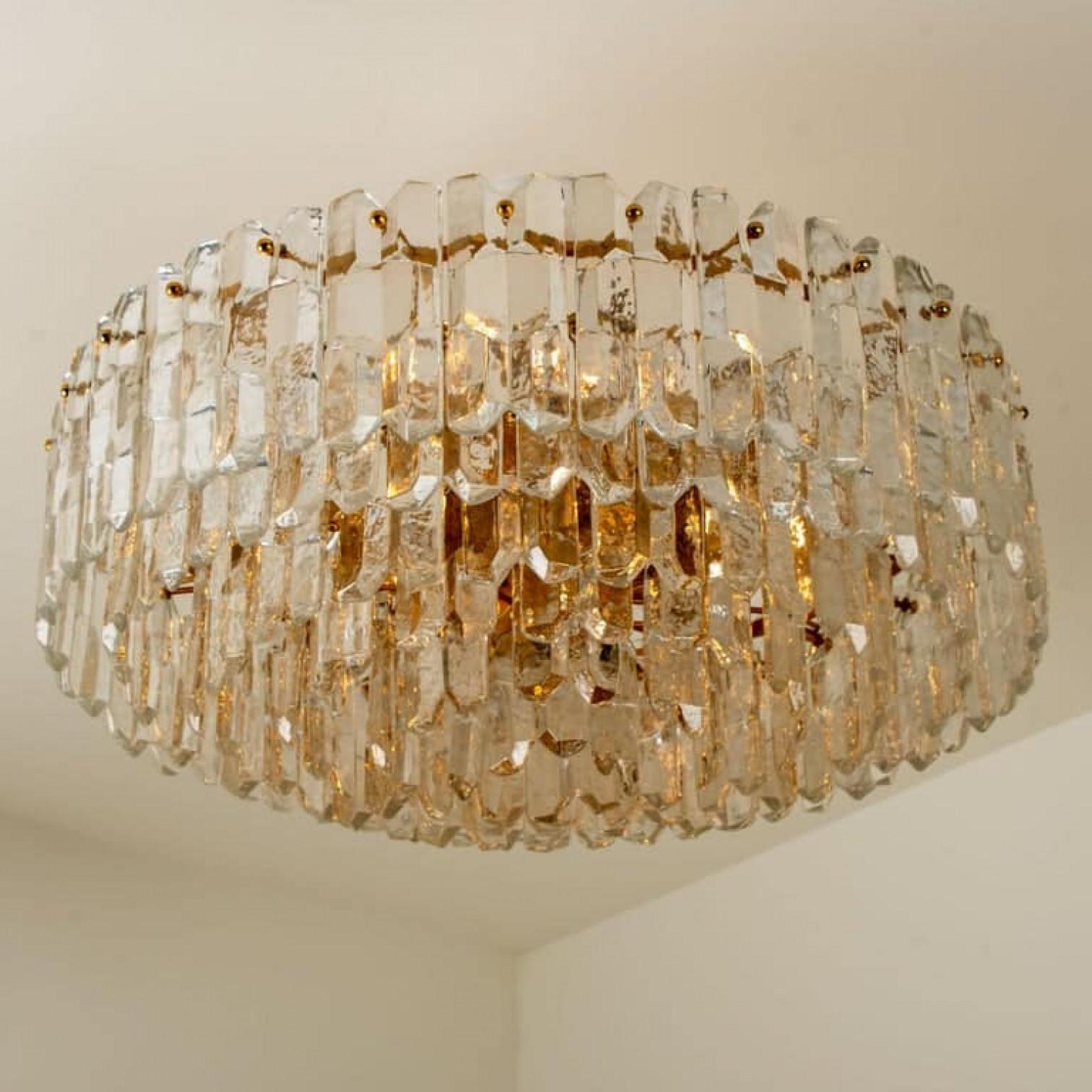 Mid-Century Modern 1 of the 2 Huge Kalmar Chandeliers 'Palazzo', Gilt Brass Glass, Austria, 1970 For Sale