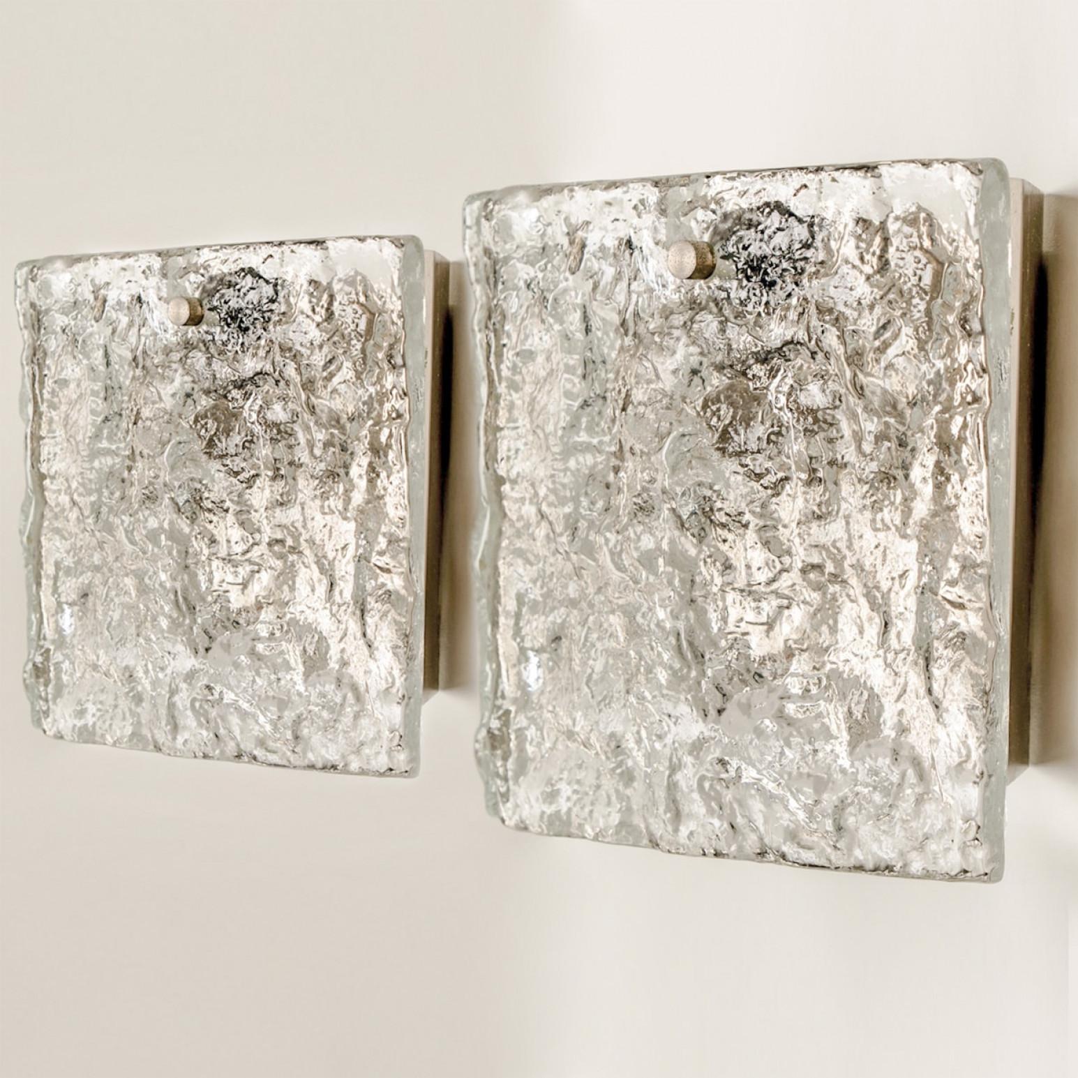 1 de las 2 lámparas de pared J.T. Kalmar, modelo Karlstein, Viena, hacia 1960 en Bueno estado para la venta en Rijssen, NL