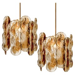 1 des 2 pendentifs en verre fumé Kalmar Citrus Swirl, Autriche, années 1960