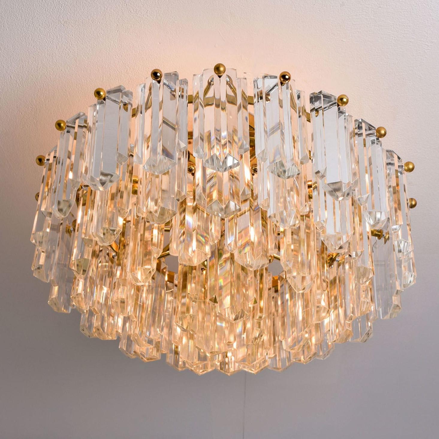 1 de los 2 empotrables Kalmar, cristal de latón dorado, Austria, 1970 en venta 2