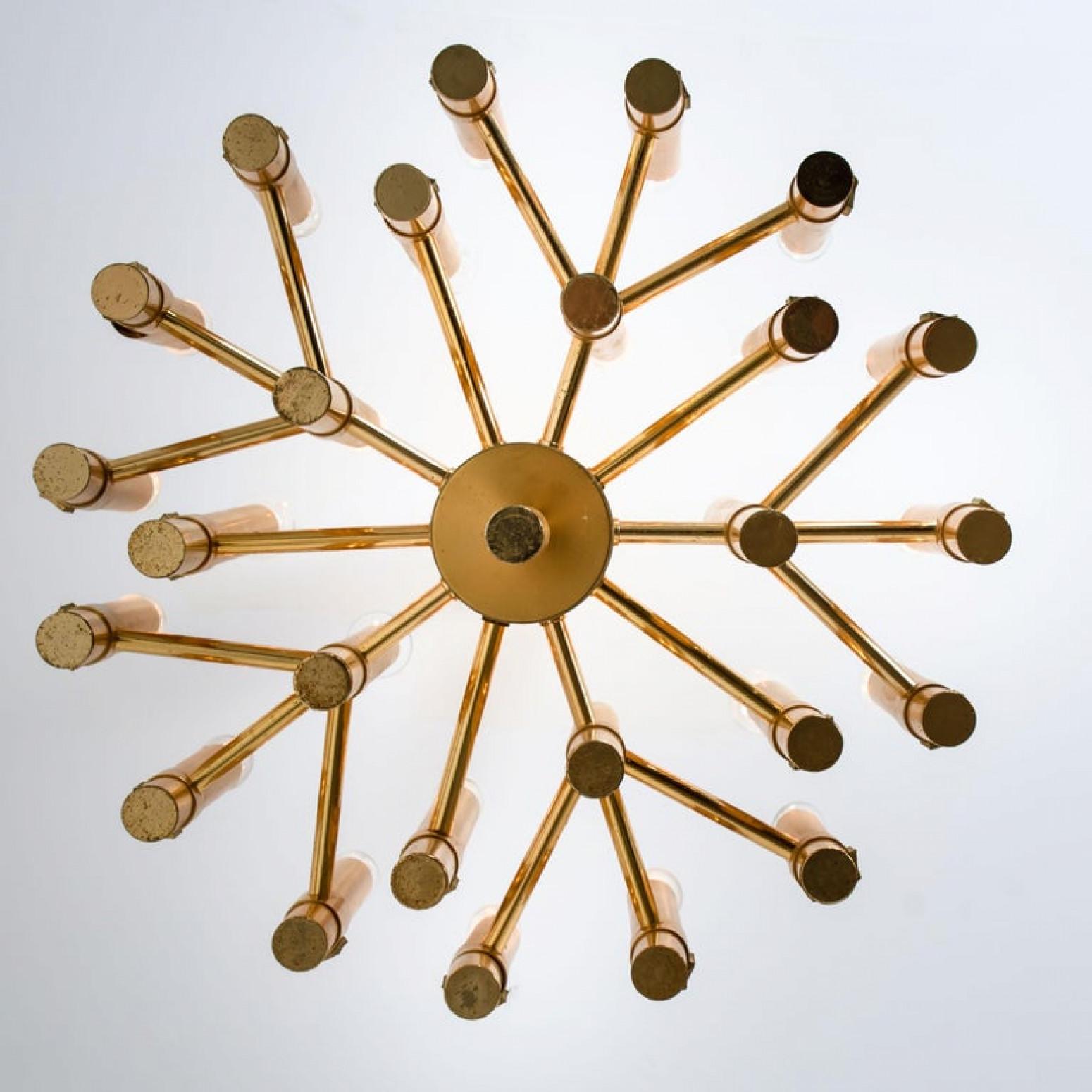 Mid-Century Modern 1 of the 2 Large Brass Chandelier or Sputnik by Angelo Brotto for Esperia Italia For Sale