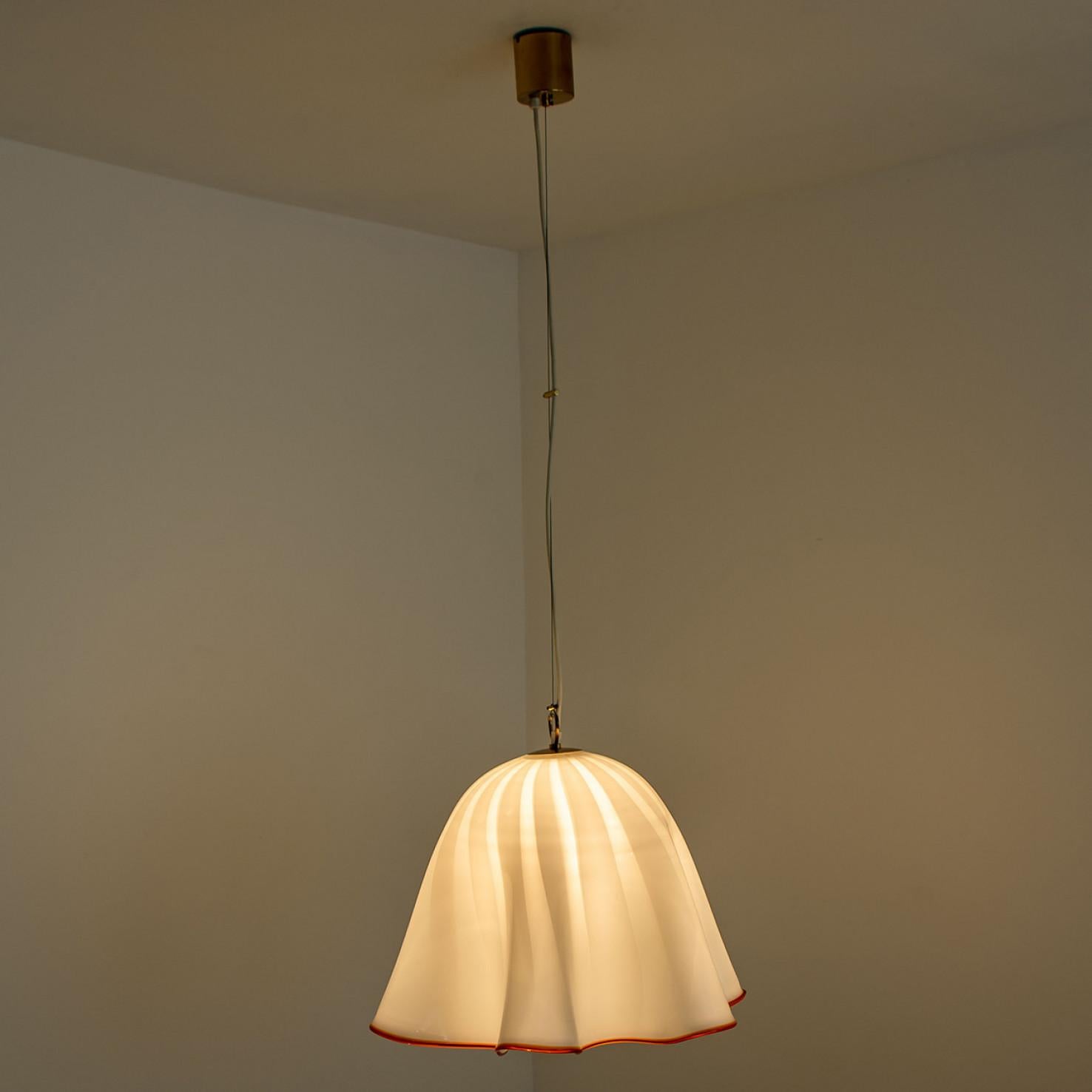 1 of the 2 Large Murano Glass Fazzoletto Pendant Light by J.T. Kalmar, 1960s For Sale 7