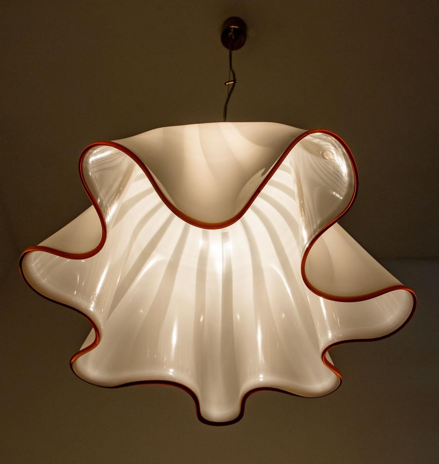 1 der 2 großen Fazzoletto-Hängelampe aus Muranoglas von J.T. Kalmar, 1960er Jahre im Angebot 7