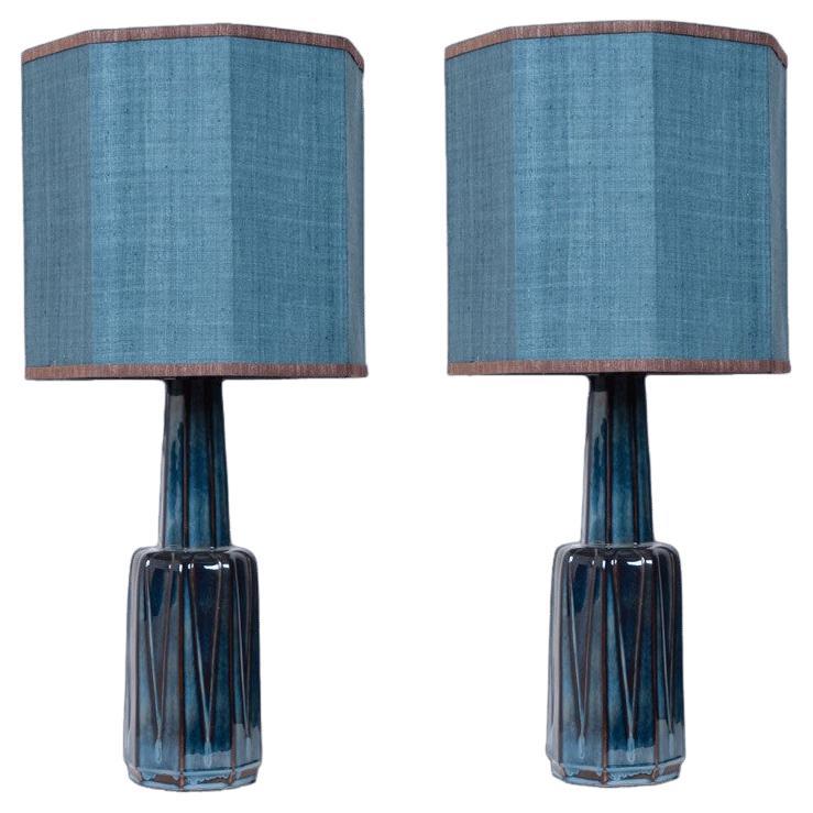 1 der 2 großen Soholm-Lampen mit neuem blauem, maßgefertigtem Lampenschirm aus Seide Houben, 19 im Angebot