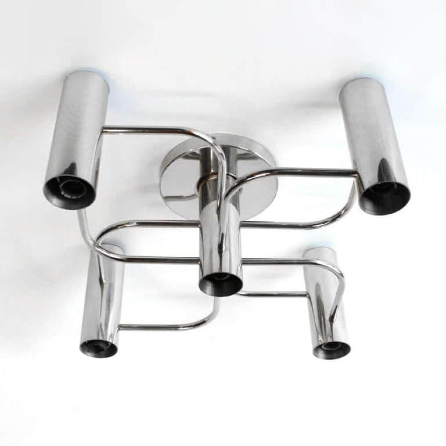 Allemand 1 of the 2 Leola Sculptural Brass 4-Light Ceiling or Wall Flush Mounts, 1970s en vente