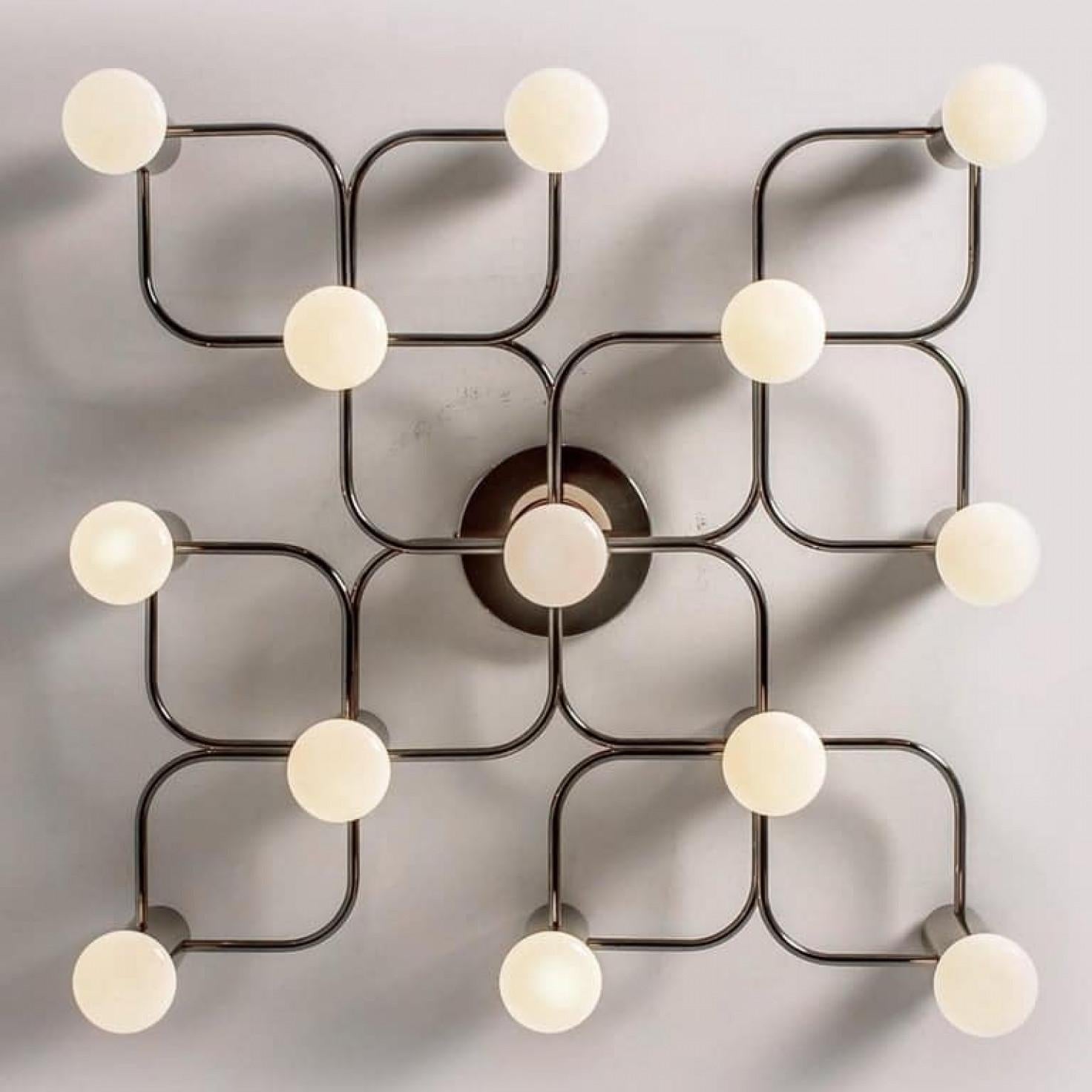 1 of the 2 Leola Sculptural Chrome 9-Light Ceiling or Wall Flush Mount, 1970 For Sale 3