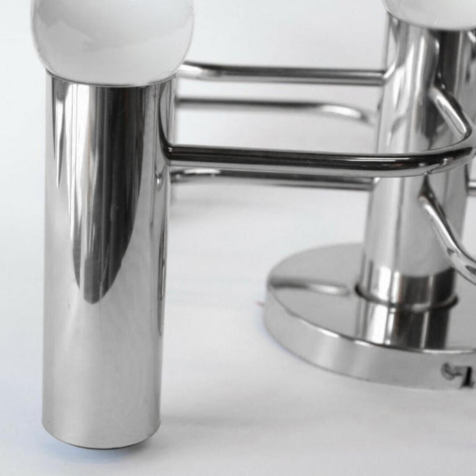 1 of the 2 Leola Sculptural Chrome 9-Light Ceiling or Wall Flush Mount, 1970 For Sale 4